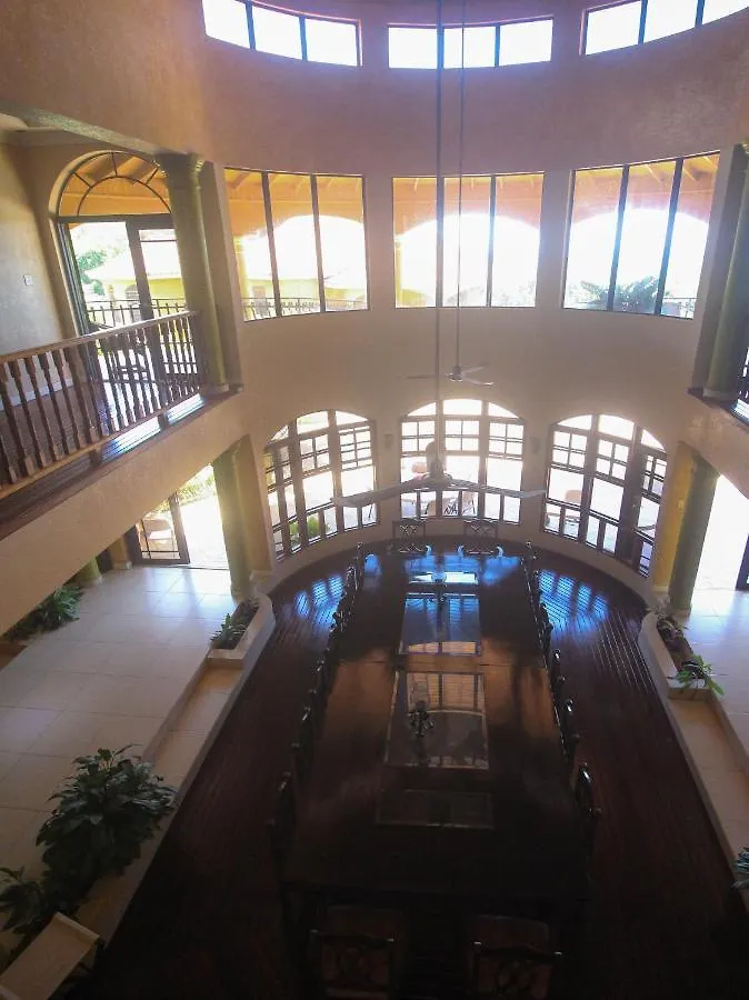 Luxury 10 Bedroom Villa-Millbrooks Montego Bay Vila