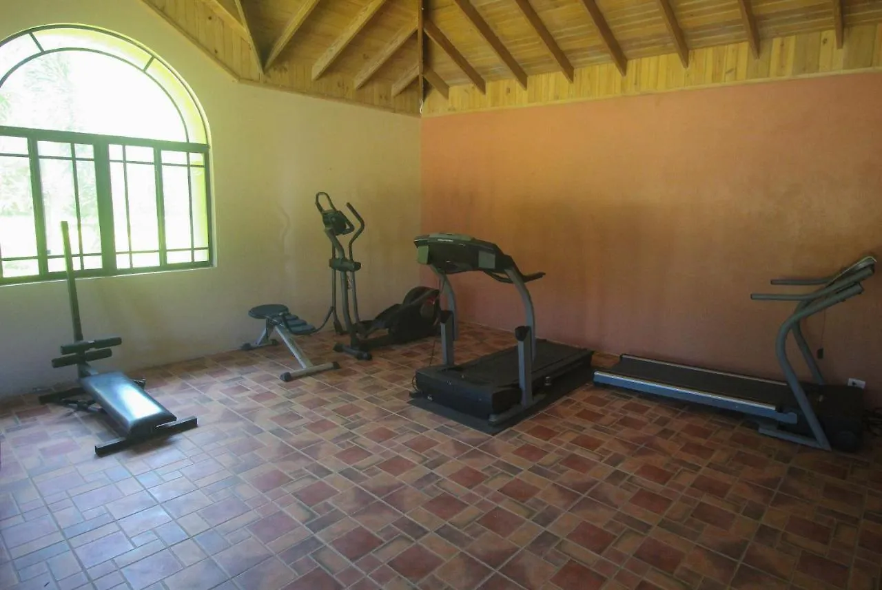 Luxury 10 Bedroom Villa-Millbrooks Montego Bay Vila